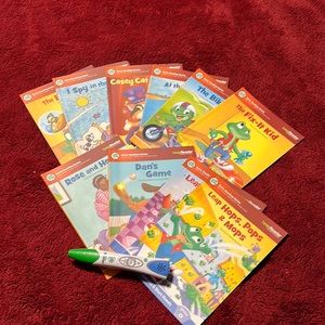 Leap frog interactive book - 8 books and 1 reader pen